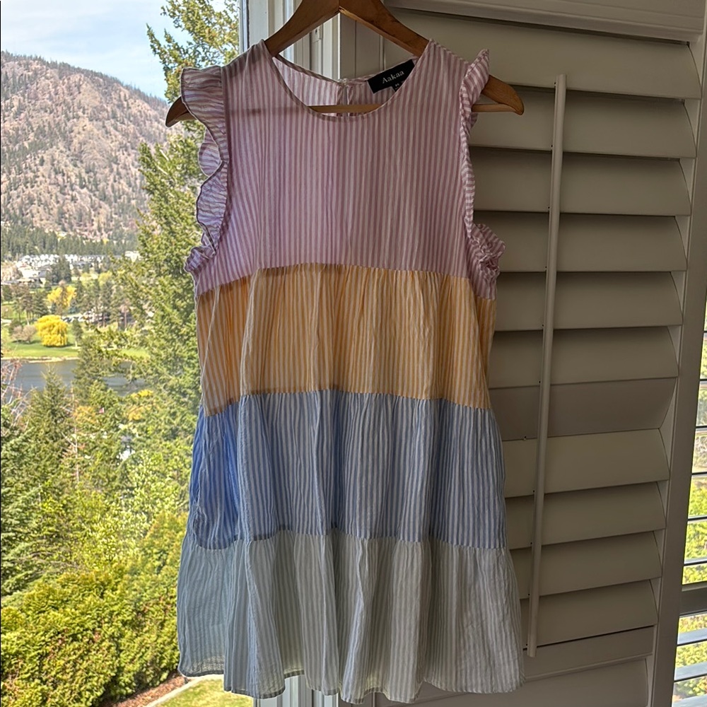 🌞 Aakaa Striped Sleeveless Mini Dress– Summer-Ready & Cute – Size M 🌊